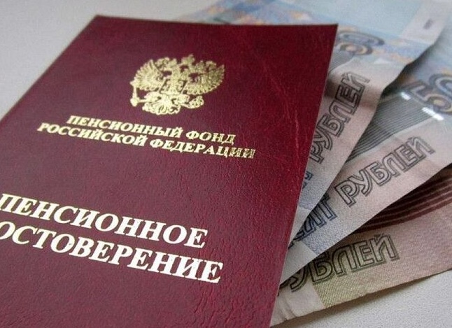 В России хотят лишить пенсионеров права водить машину: автоэксперт назвал один весомый аргумент, почему этого нельзя делать