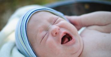 एक कमरे में एक बच्चे के लिए इष्टतम तापमान एक नवजात शिशु के लिए एक अपार्टमेंट में तापमान क्या है